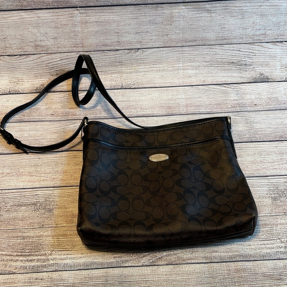 Coach Signature Black and Brown Crossbody Bag